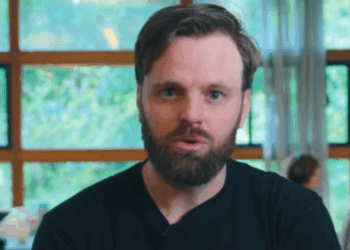 Tim Hofman kritiek Maan