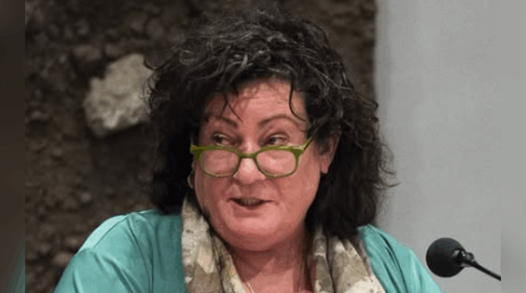 Caroline van der Plas