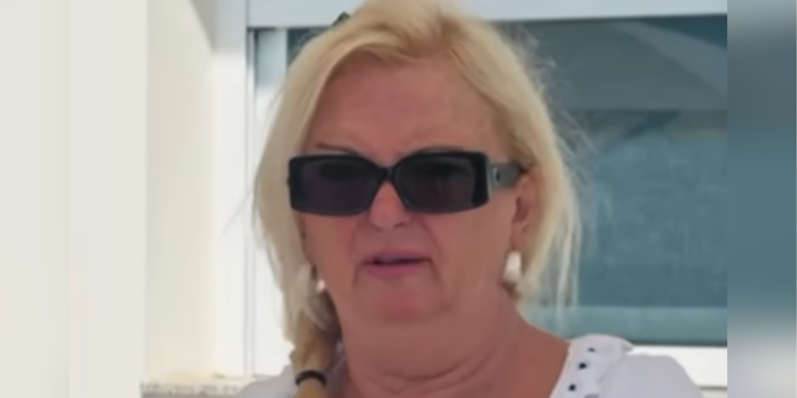 monique hansler kritiek