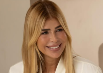 Televisiekijkers reageren verbaasd op Estelles uiterlijk