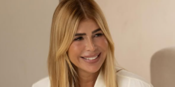 Televisiekijkers reageren verbaasd op Estelles uiterlijk